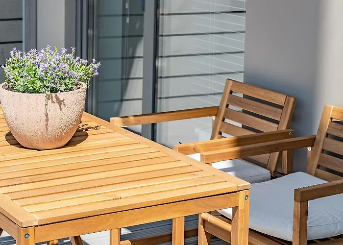 Cozy With Huge Terrace فيلنيوس